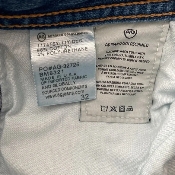 AG The Graduate - Picture 4 of 4